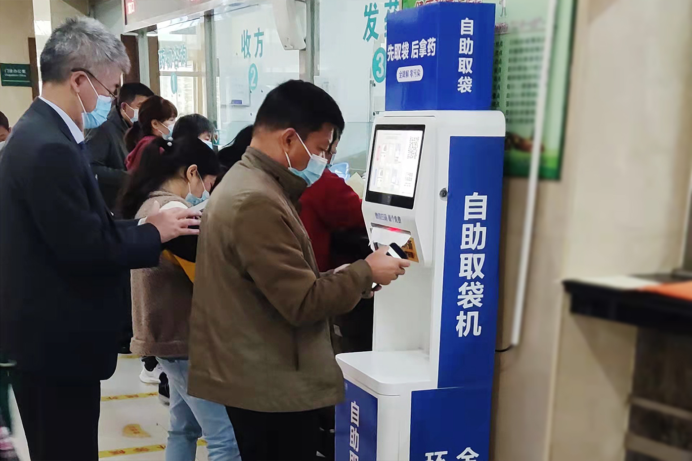 這一年來，自助取袋機悄然改變著我們的生活